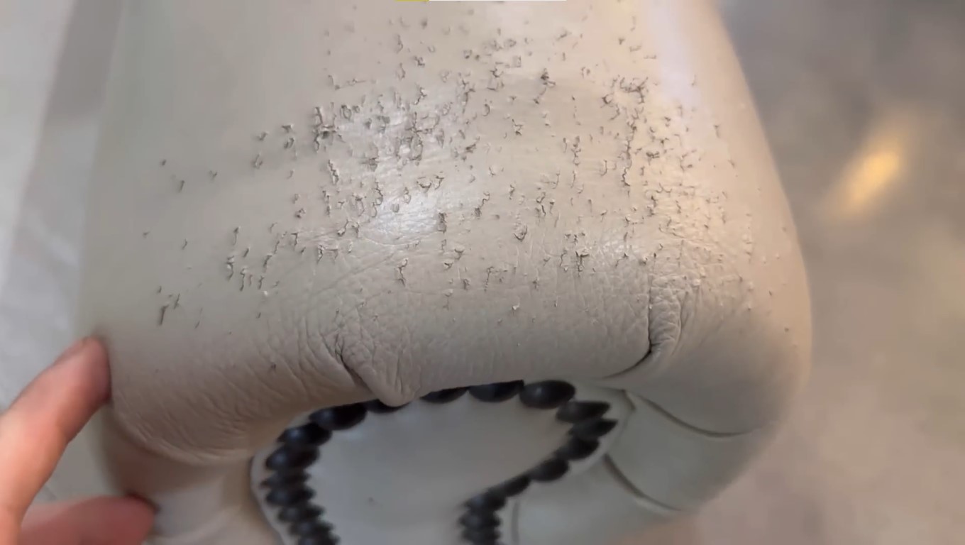 Mobile Leather Repair Across DuPage County